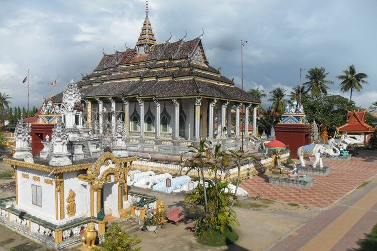 attraction-White Elephant Pagoda 2.jpg
